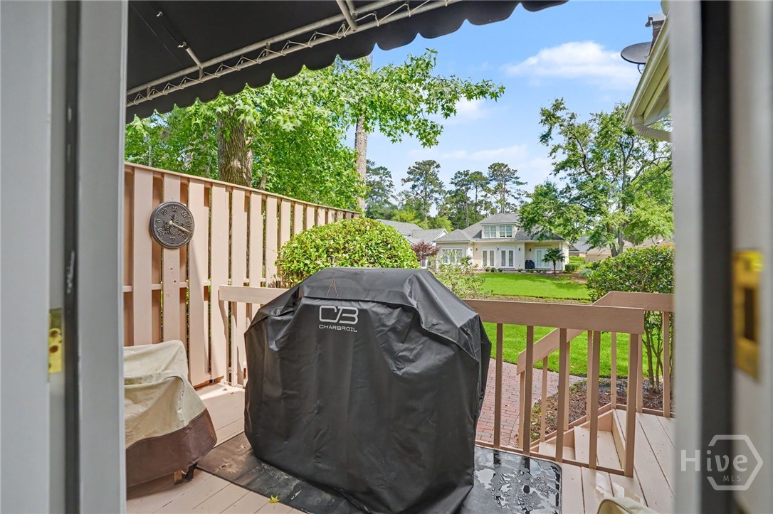 4 Willow Oak Circle