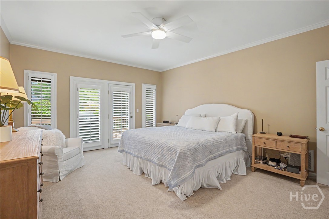 4 Willow Oak Circle