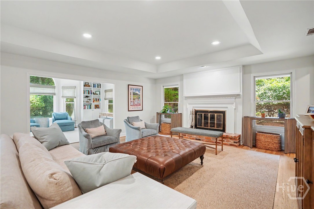2 Blount Lane