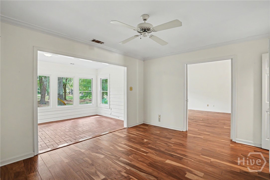 8 Franklin Creek Road N