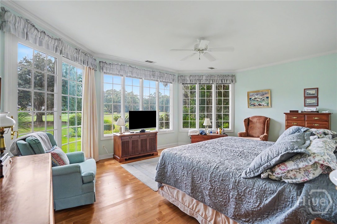 5 Lakewood Retreat