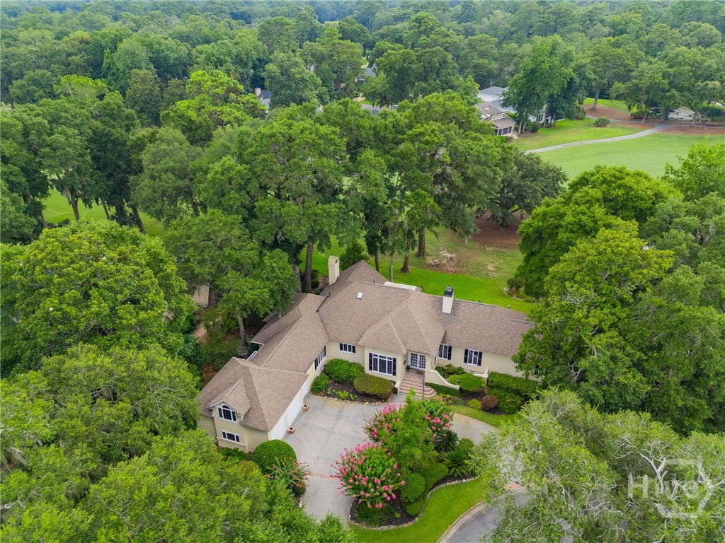 5 Lakewood Retreat
