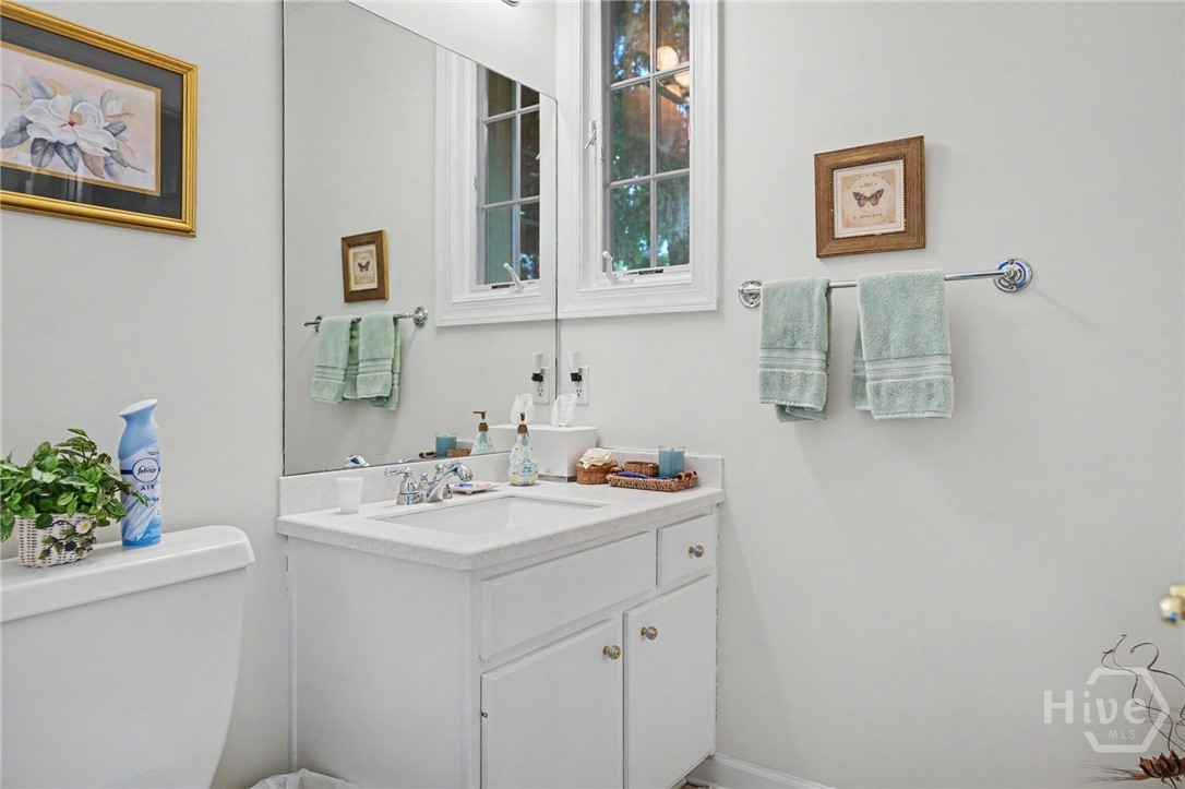 5 Lakewood Retreat