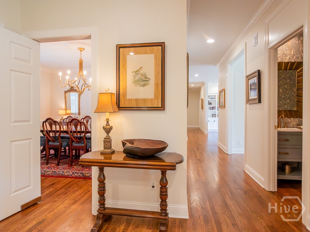 6 Huntingwood Retreat