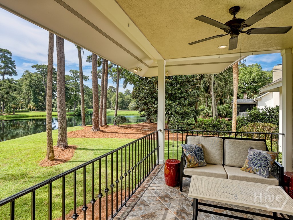 6 Huntingwood Retreat