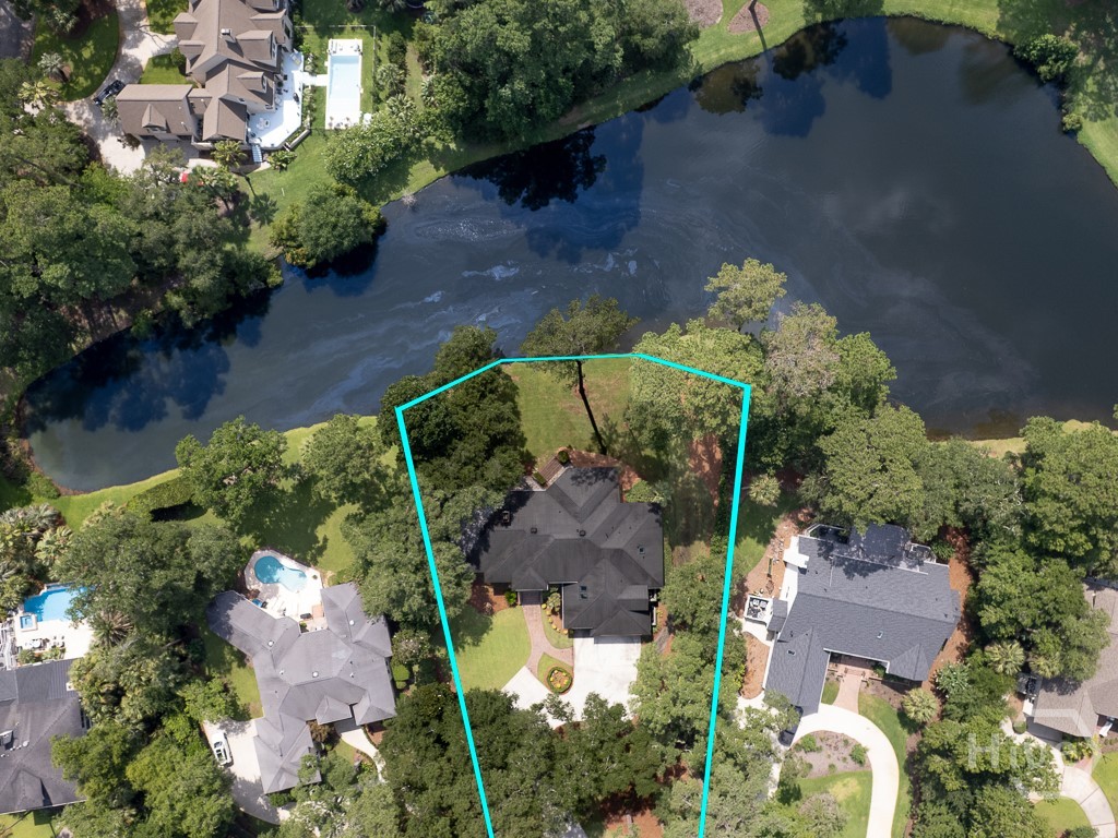 6 Huntingwood Retreat