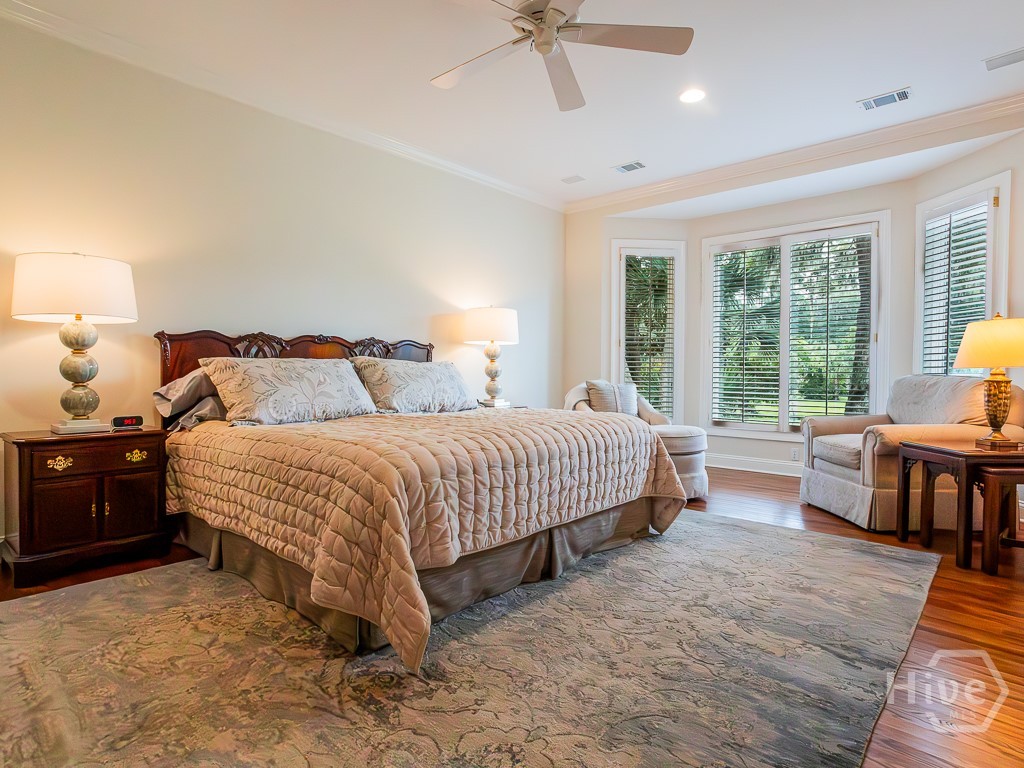 6 Huntingwood Retreat