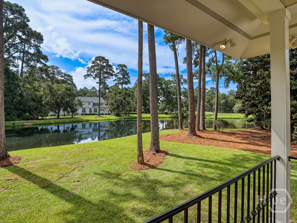 6 Huntingwood Retreat