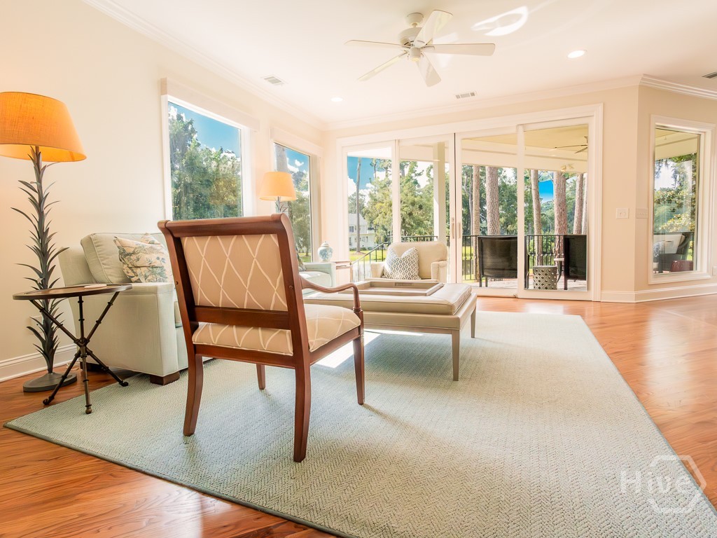 6 Huntingwood Retreat