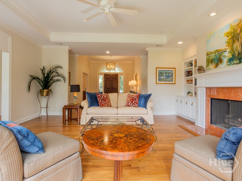 6 Huntingwood Retreat