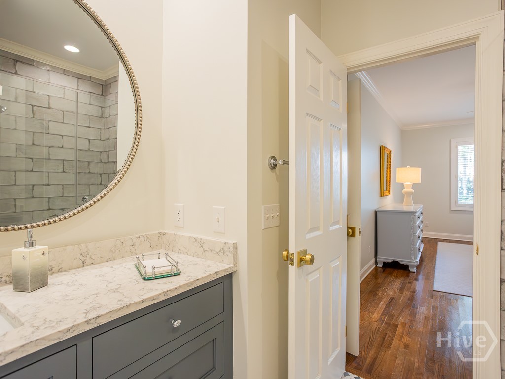 6 Huntingwood Retreat