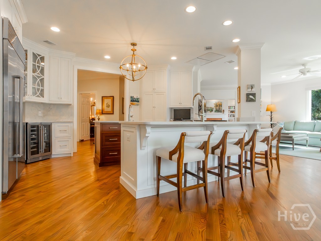 6 Huntingwood Retreat