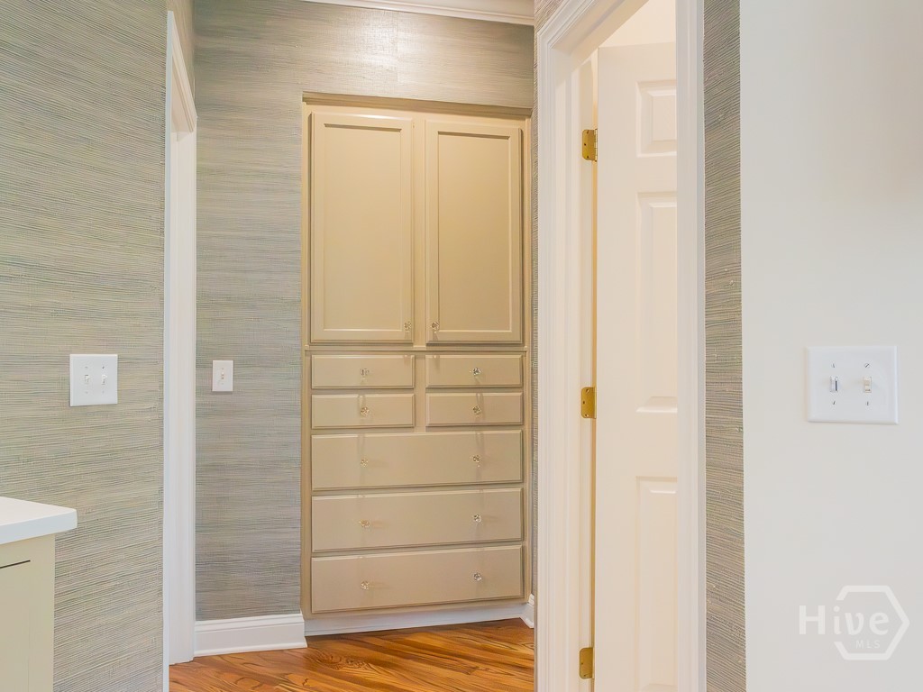 6 Huntingwood Retreat