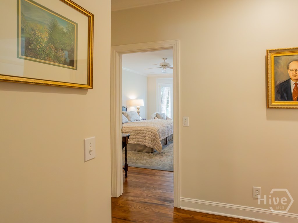 6 Huntingwood Retreat