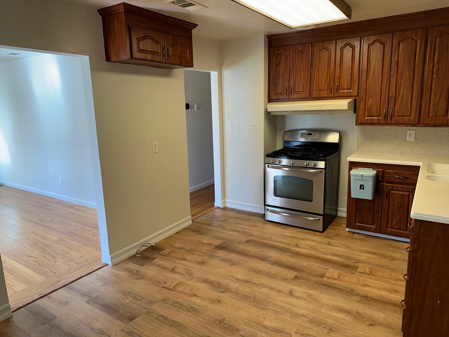 2716 Northview Drive