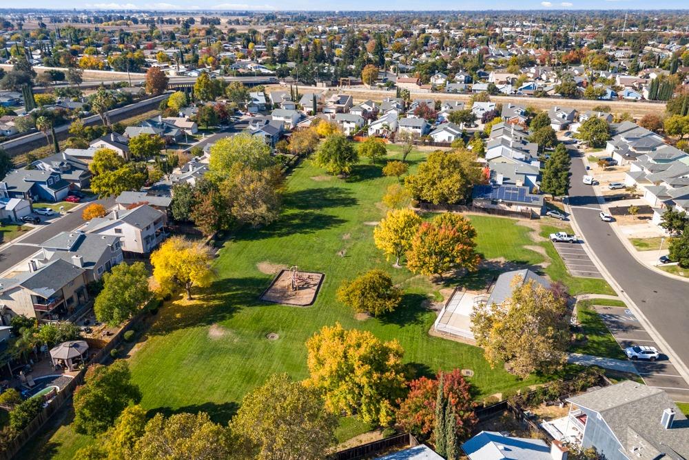 7522 Sun Castle Lane