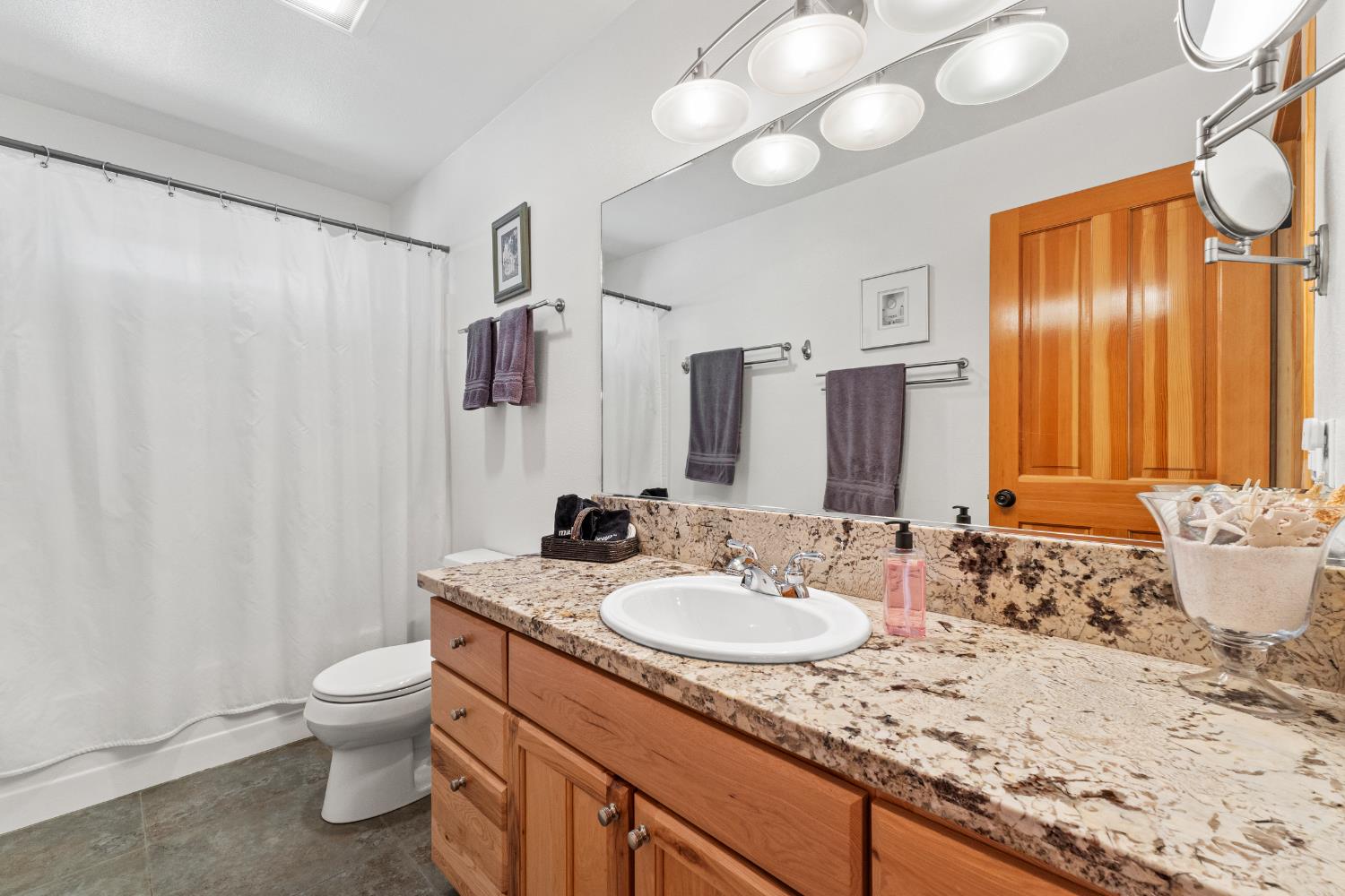 207 Snowberry Court