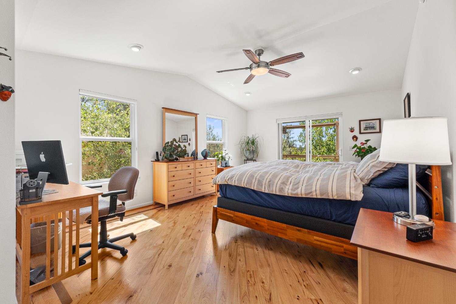 207 Snowberry Court