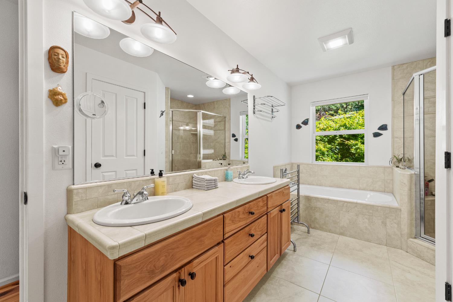 207 Snowberry Court