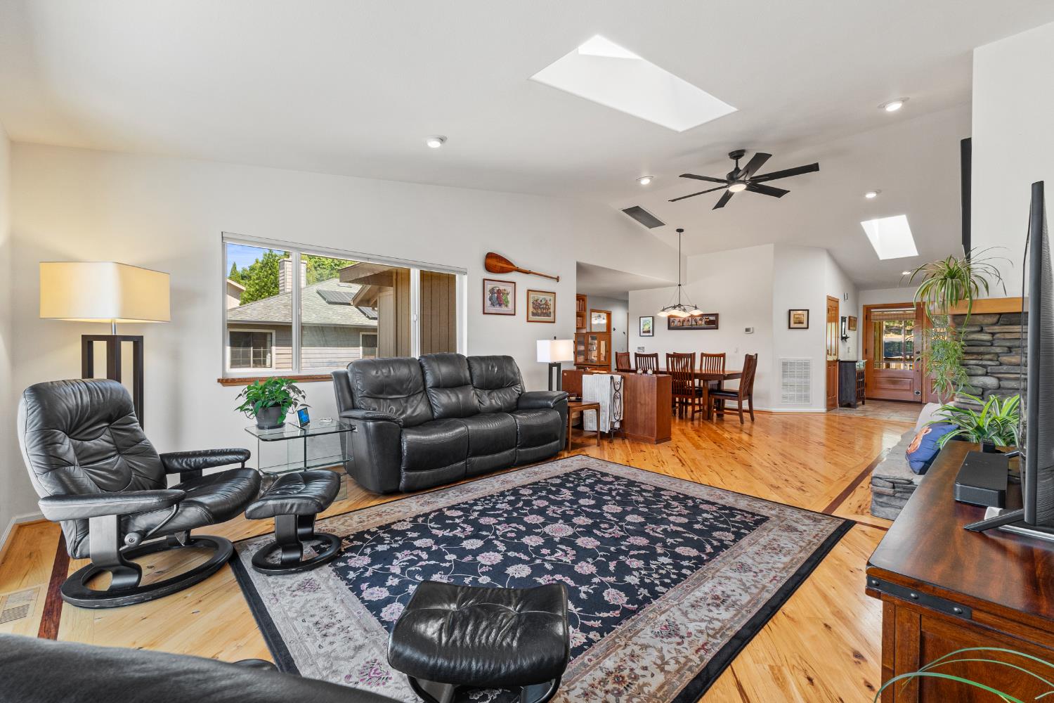 207 Snowberry Court