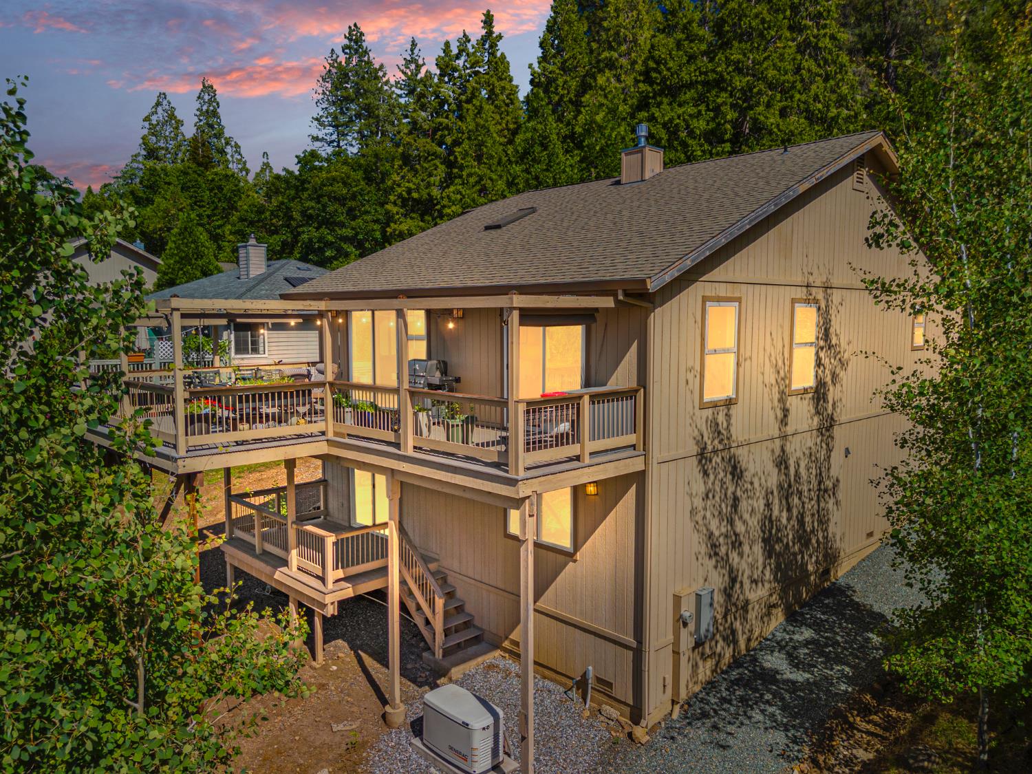 207 Snowberry Court