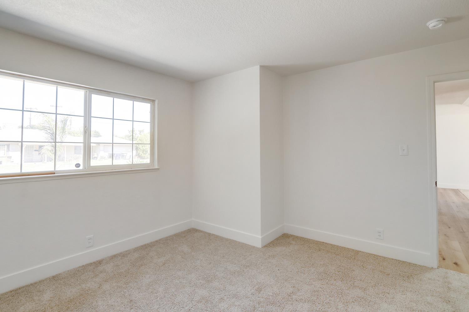 6163 Larry Way