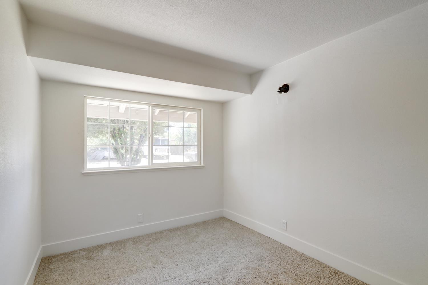 6163 Larry Way