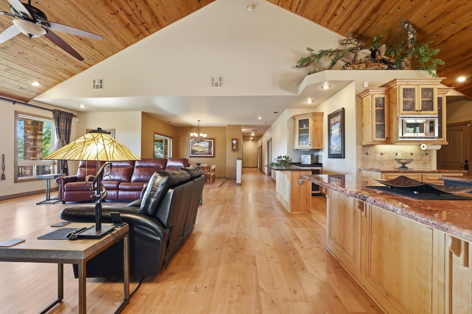 4345 La Brosa Place