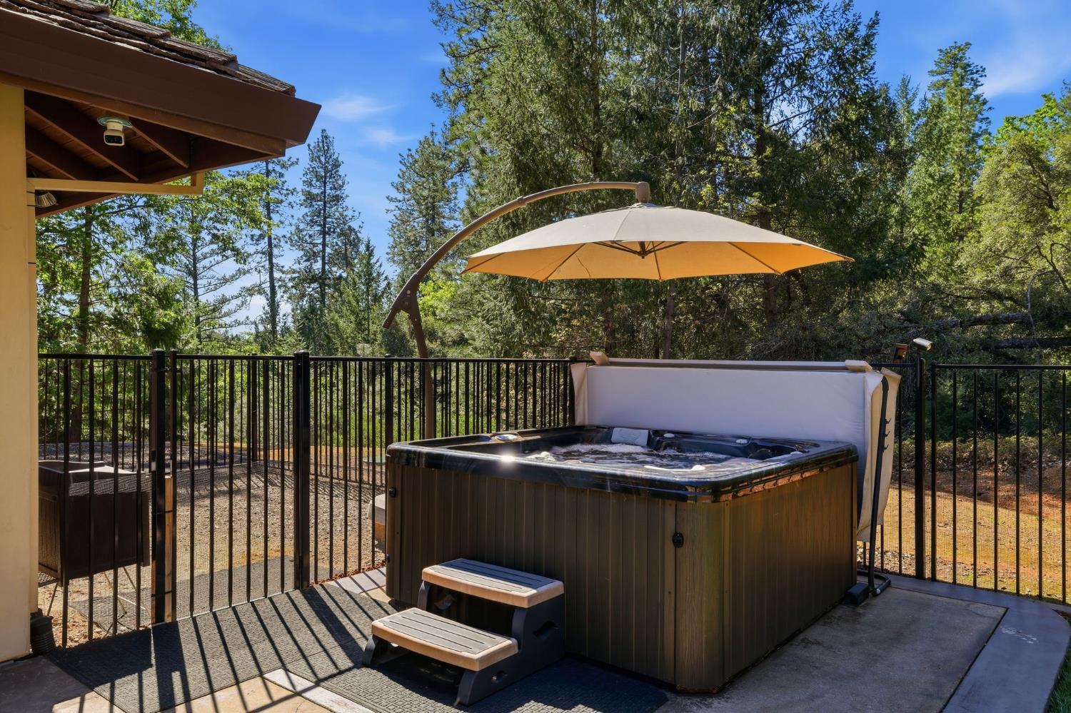 4345 La Brosa Place