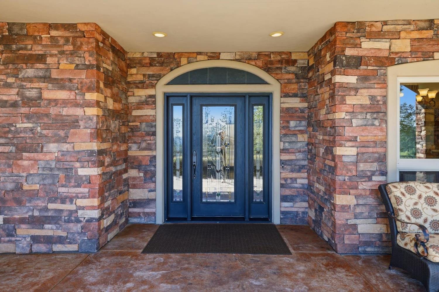 4345 La Brosa Place
