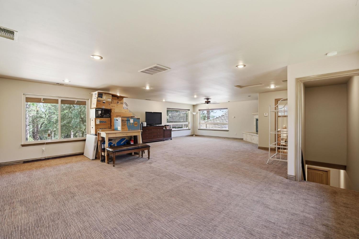 4345 La Brosa Place