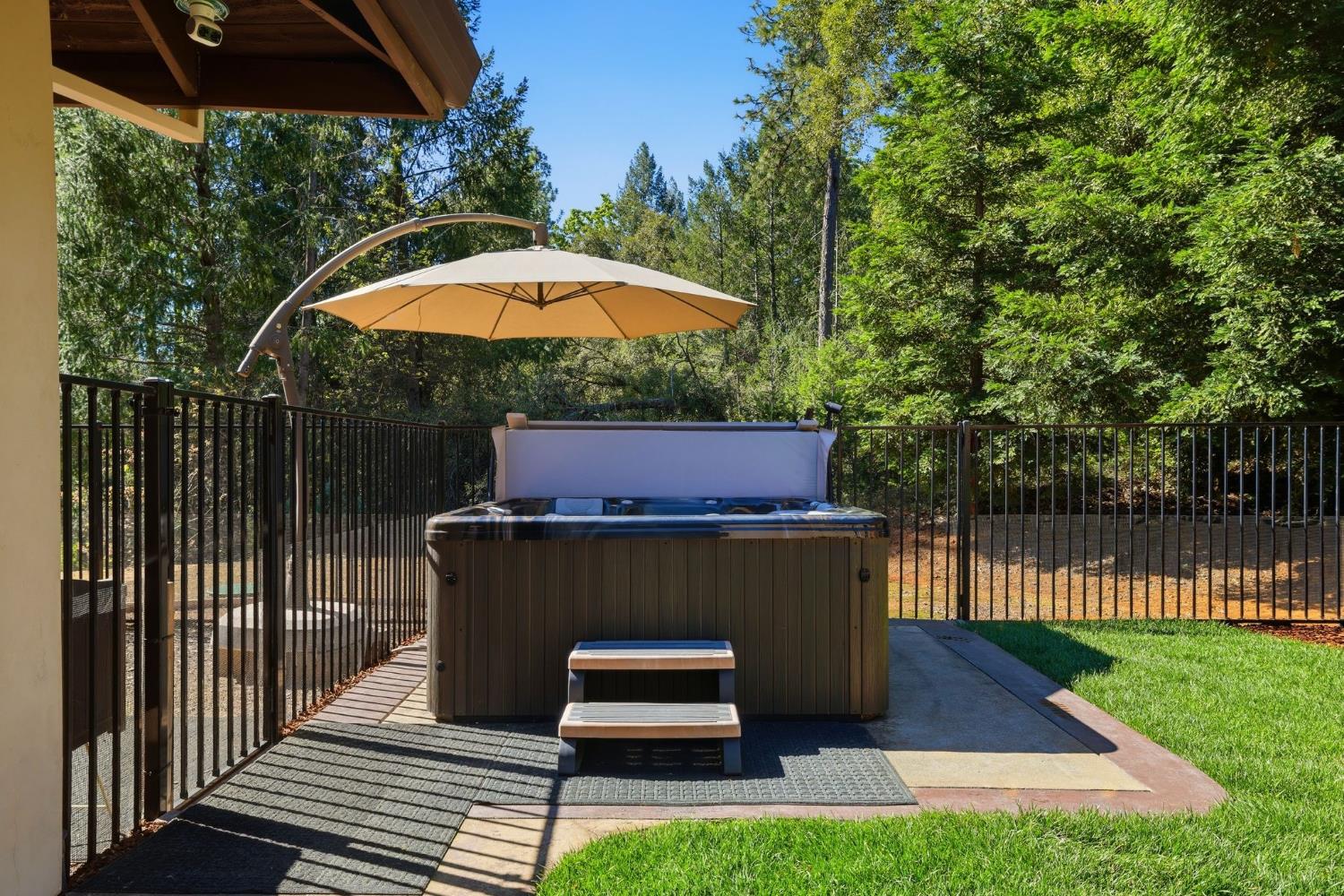 4345 La Brosa Place