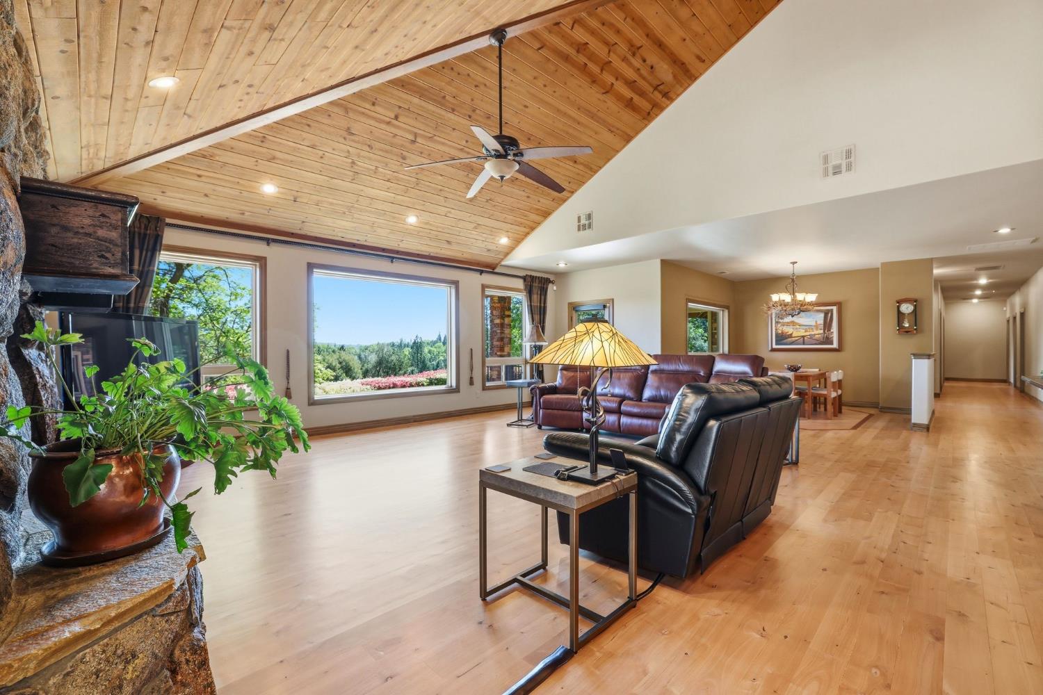4345 La Brosa Place