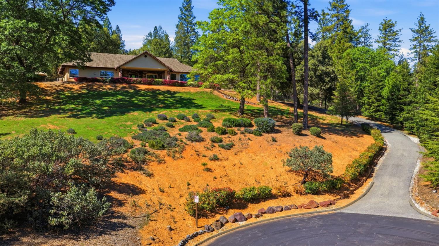 4345 La Brosa Place