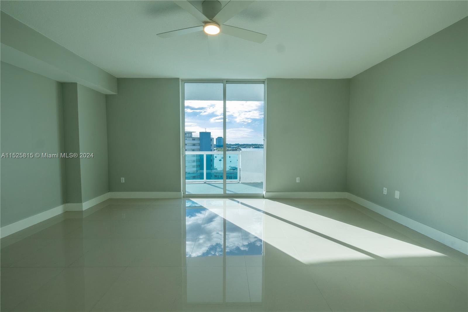 7900 Harbor Island Dr # 920
