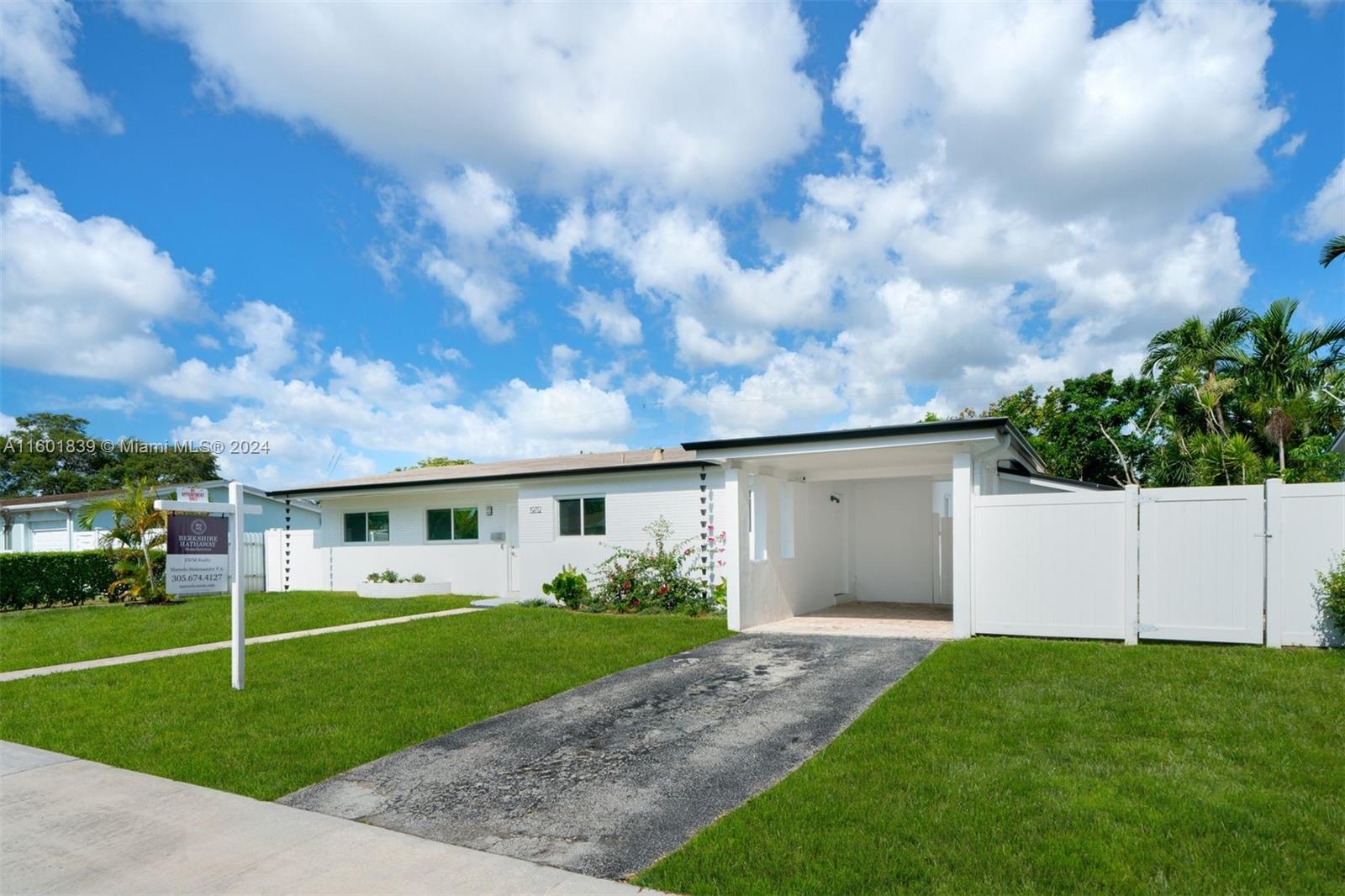 19712 NE 11th Ct