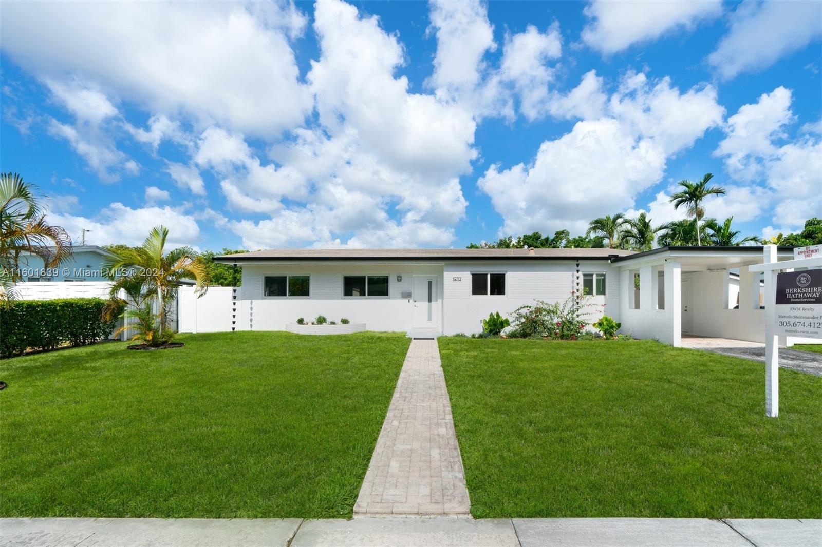 19712 NE 11th Ct