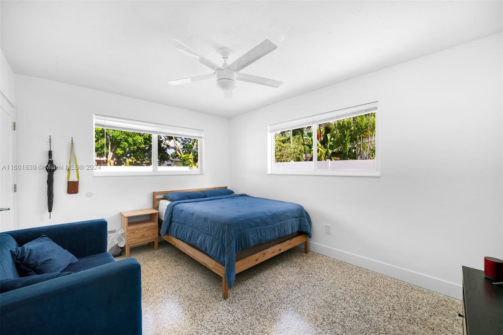 19712 NE 11th Ct
