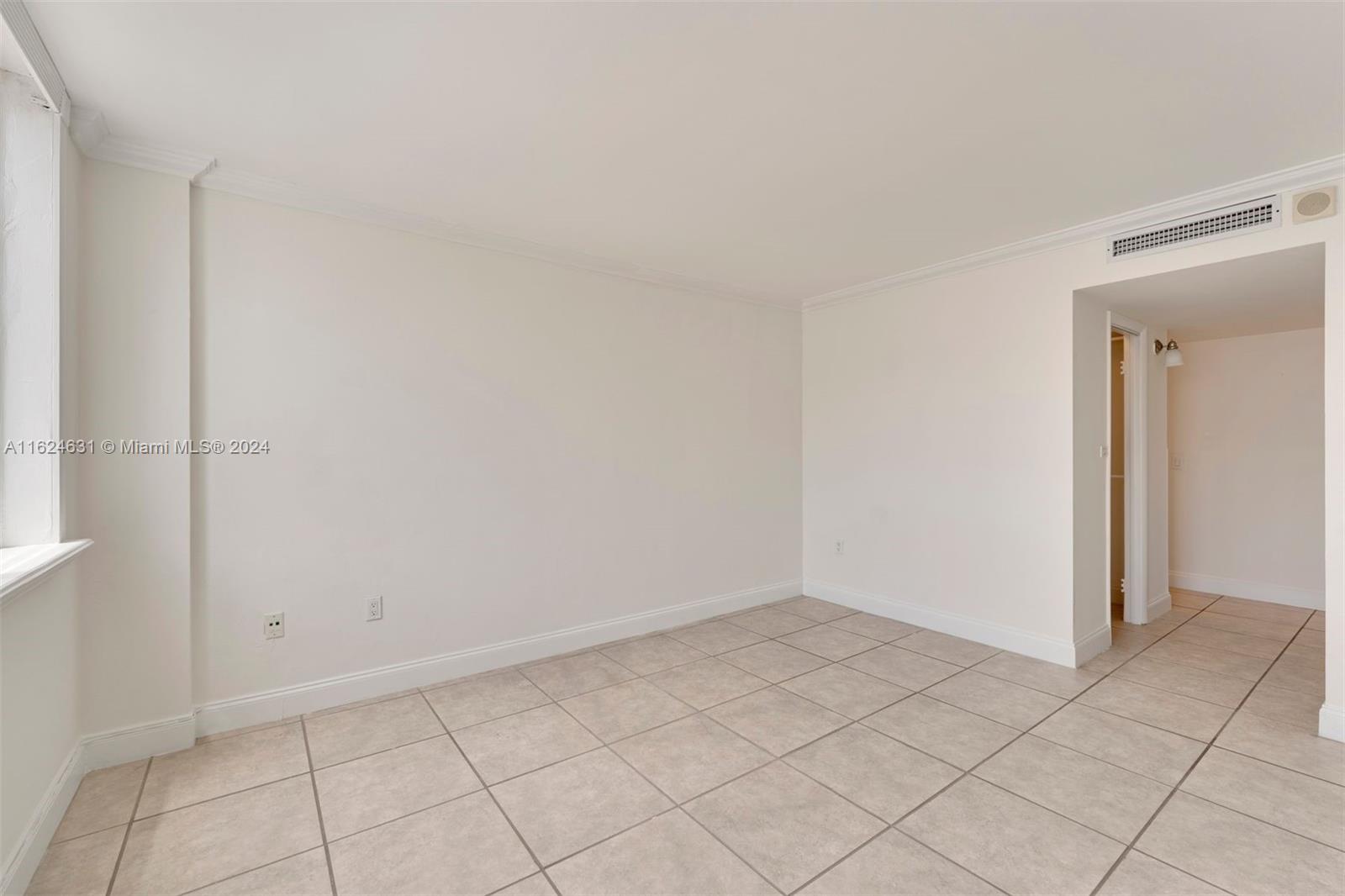 1345 Lincoln Rd # 402