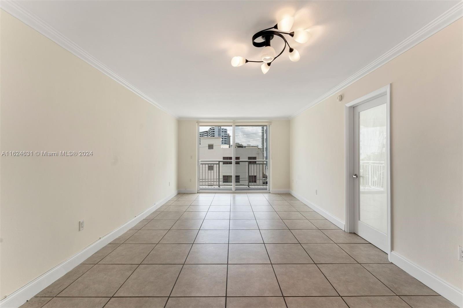 1345 Lincoln Rd # 402