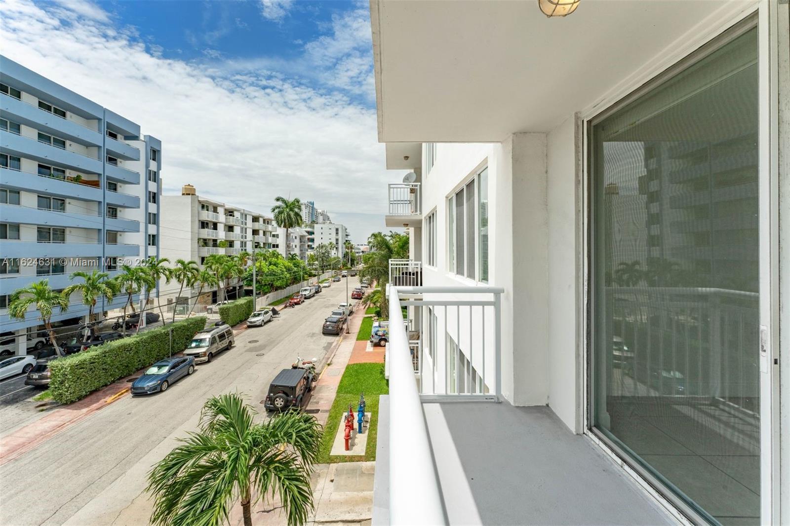 1345 Lincoln Rd # 402