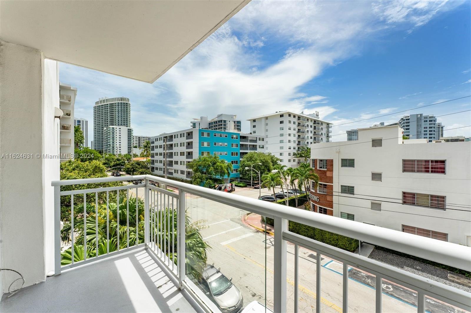 1345 Lincoln Rd # 402