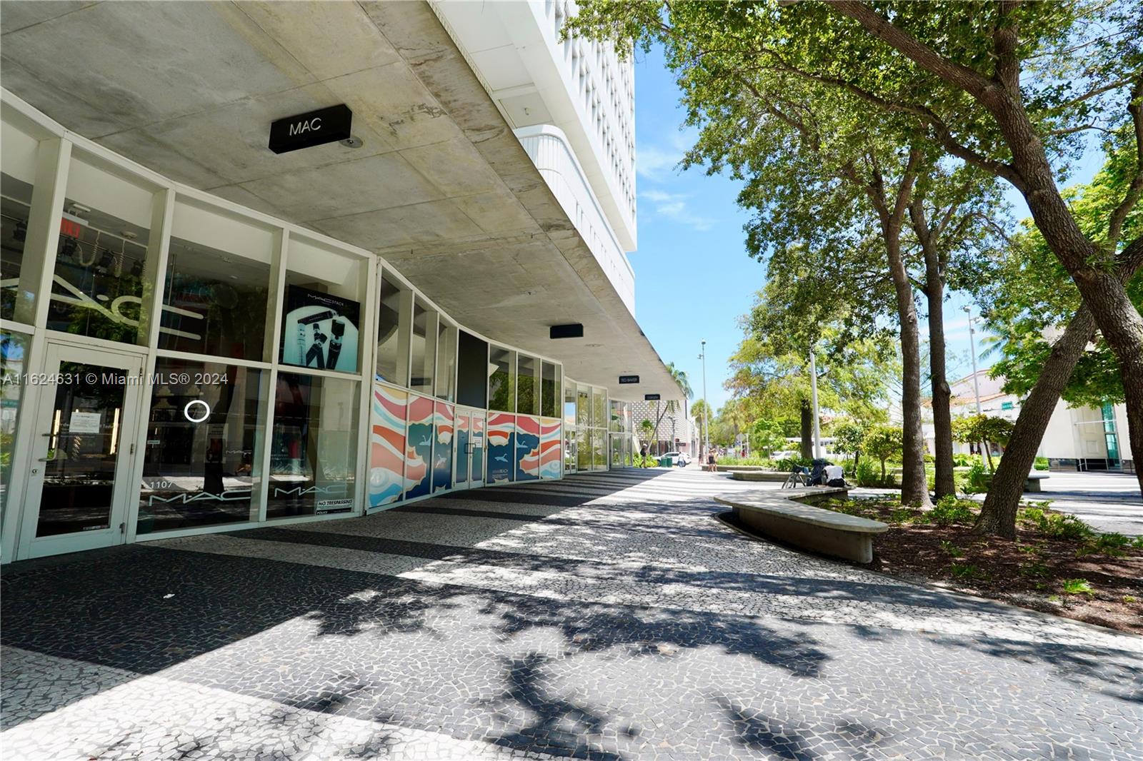 1345 Lincoln Rd # 402