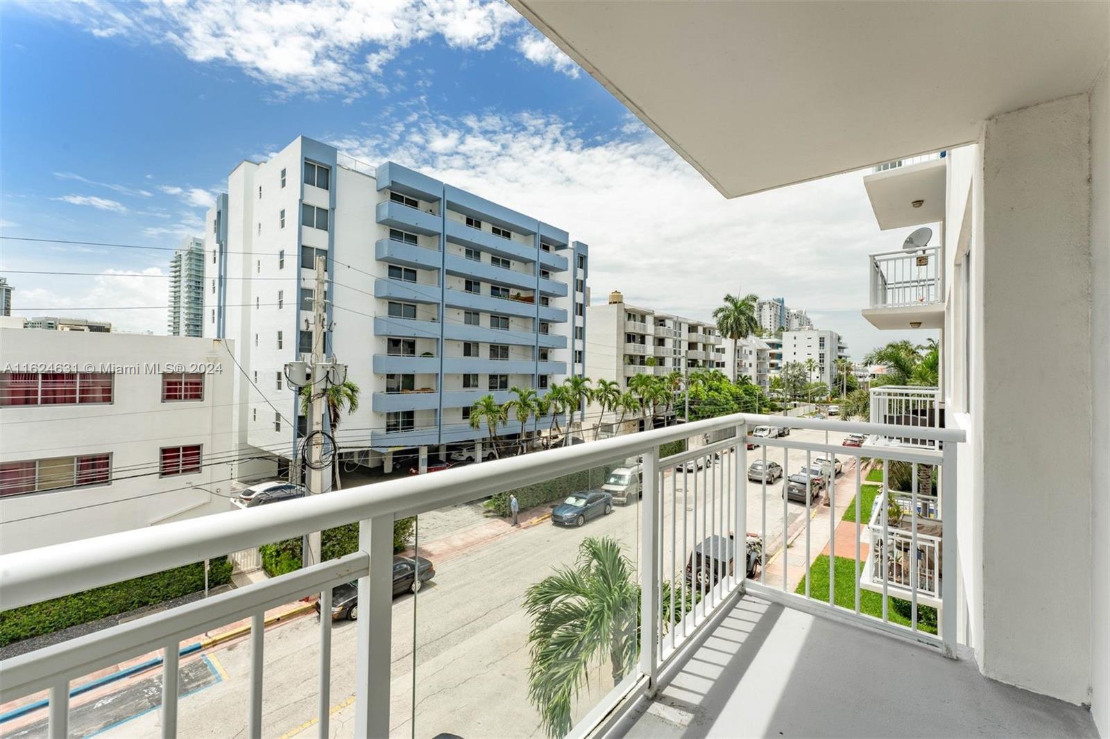 1345 Lincoln Rd # 402