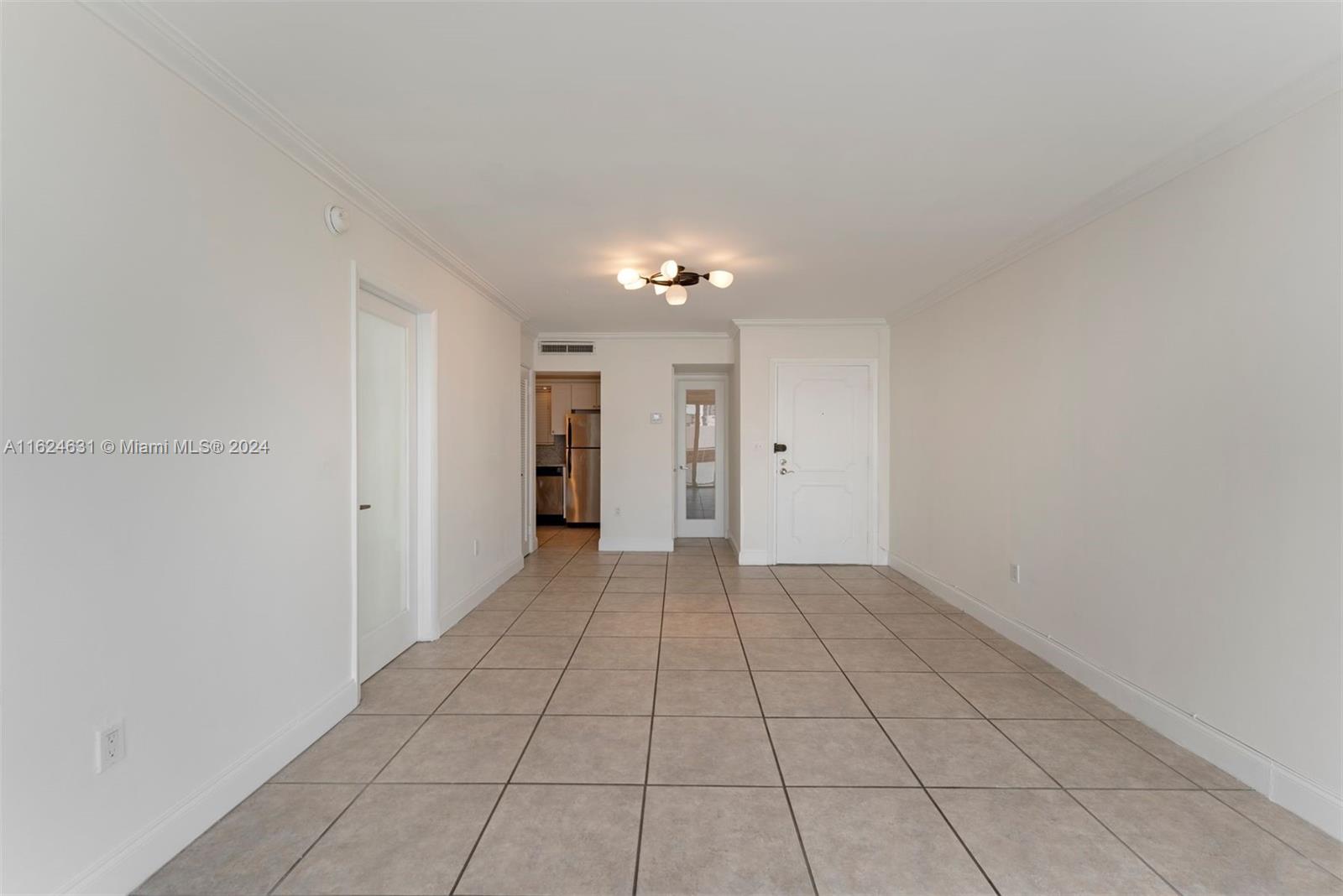 1345 Lincoln Rd # 402