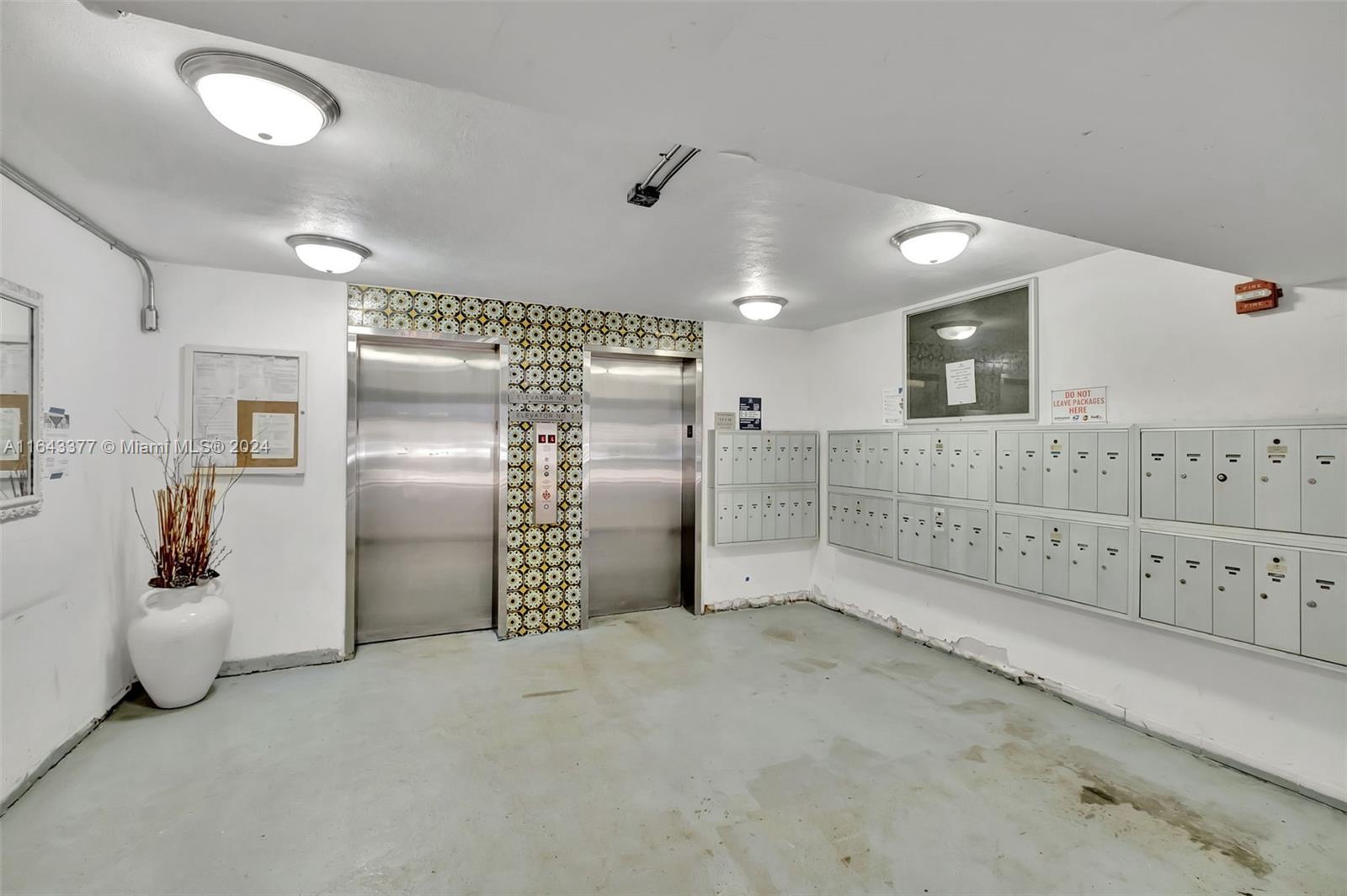 1340 Lincoln Rd # 203