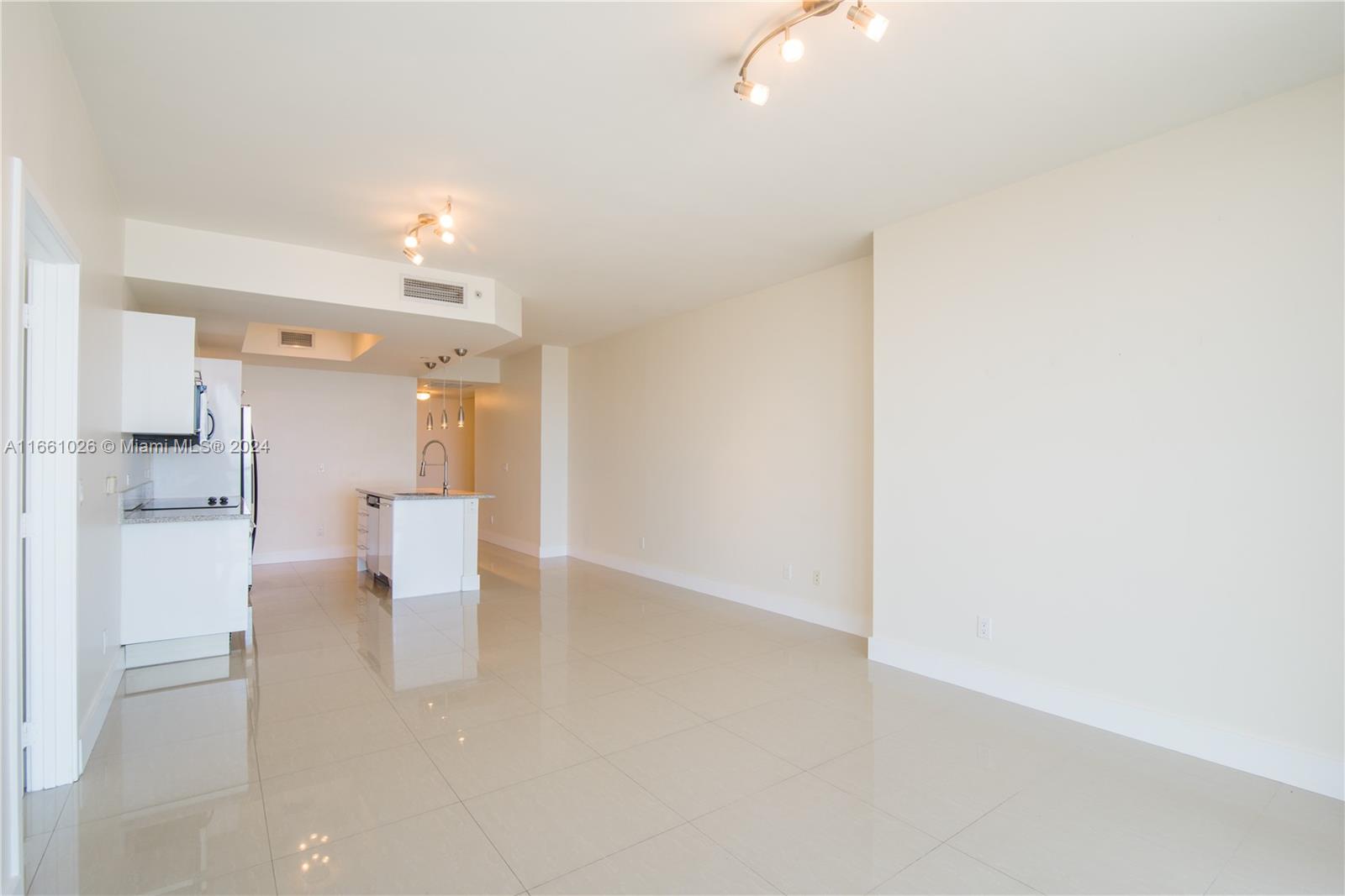 888 Biscayne Blvd # 3405