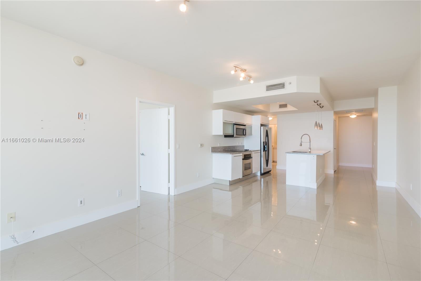 888 Biscayne Blvd # 3405