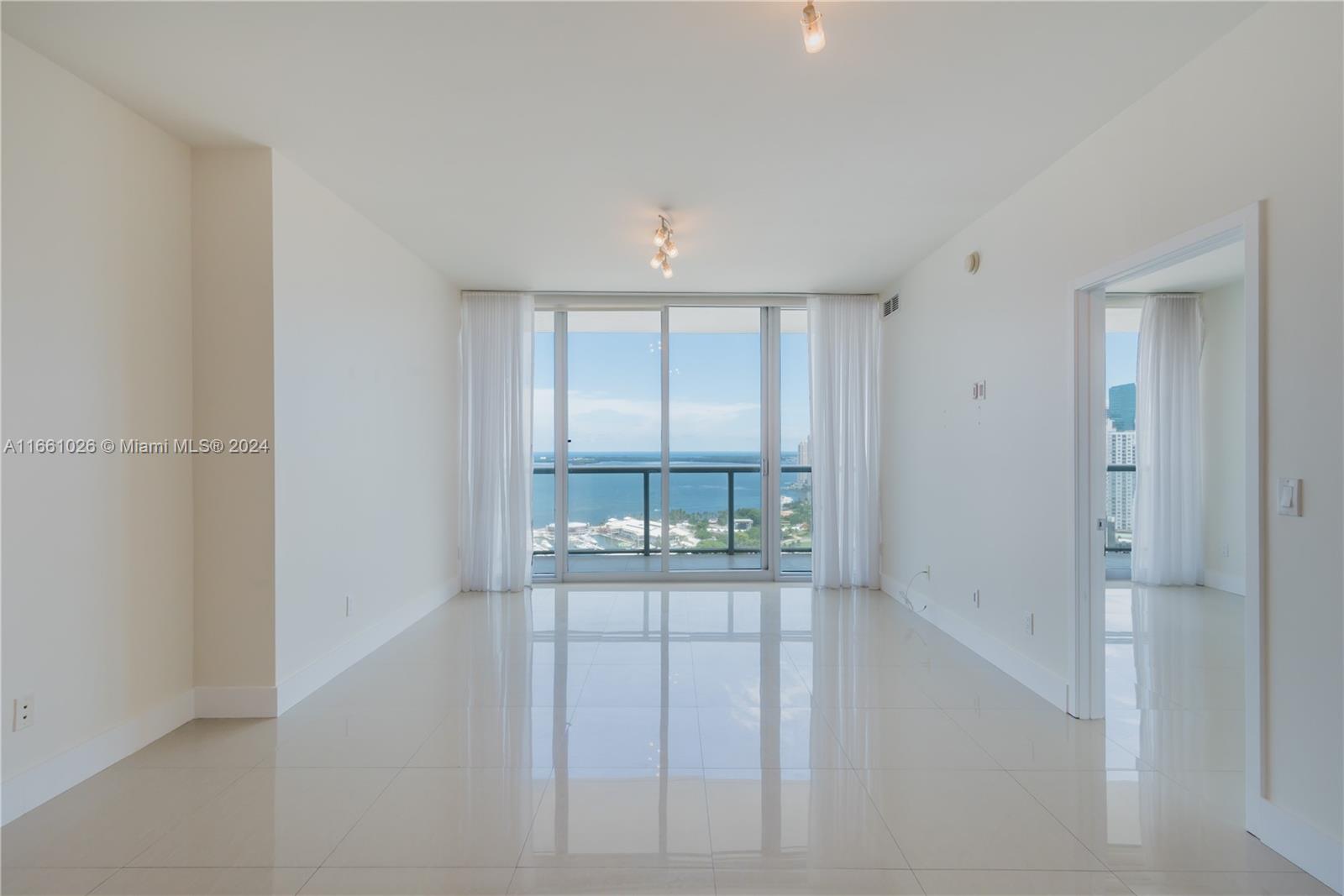 888 Biscayne Blvd # 3405