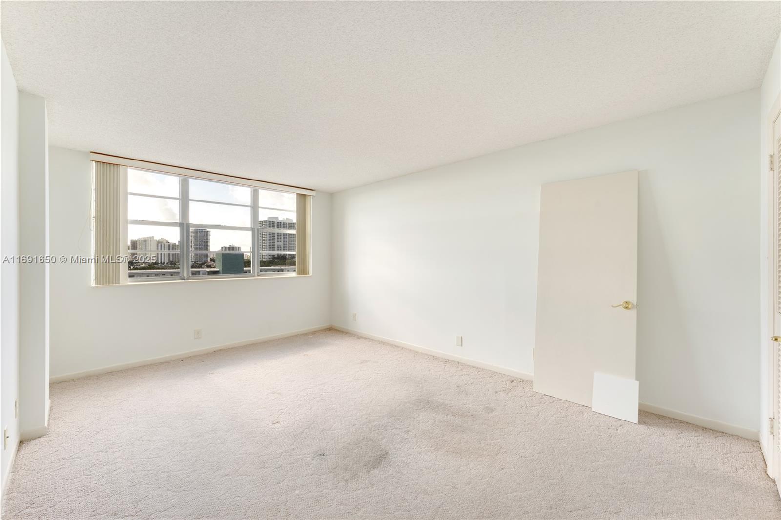 3161 S Ocean Dr # 806